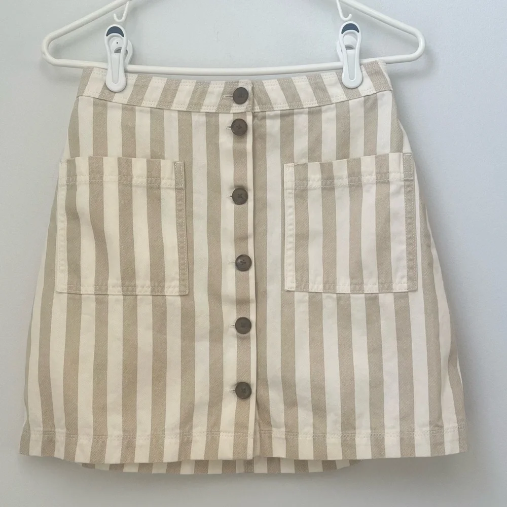 Old Navy Striped Button Front Skirt Size 0 in Beige and Tan